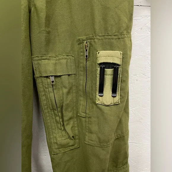 Vintage Canadian Air Force Pilot Flight Suit (Flyer's Coveralls), Size 36 - M/L - Picture 5 of 10